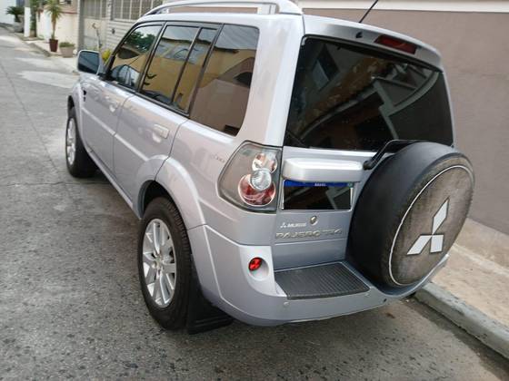 MITSUBISHI PAJERO TR4 2.0 4X4 16V 140CV FLEX 4P AUTOMÁTICO MITSUBISHI PAJERO TR4 2.0 4X4 16V 140CV FLEX 4P AUTOMÁTICO